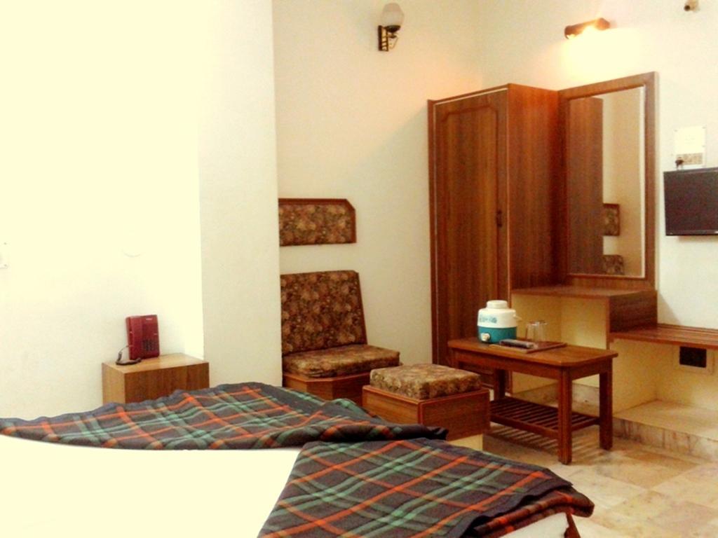 Hotel Kaveri Palace Udaipur Room photo